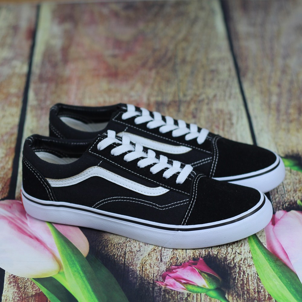 Giày Sneaker Nam Va Màu  Đen