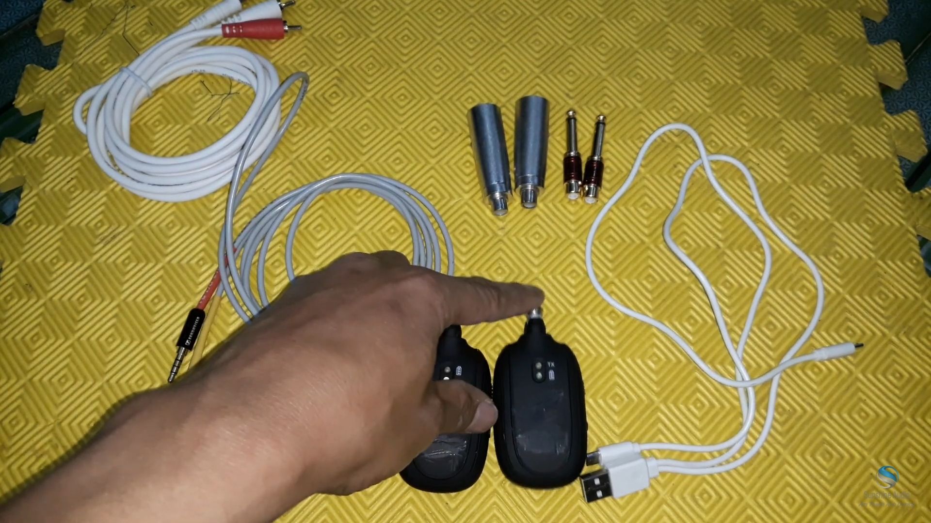 Bộ thu phát tín hiệu LIVESTREAM không dây