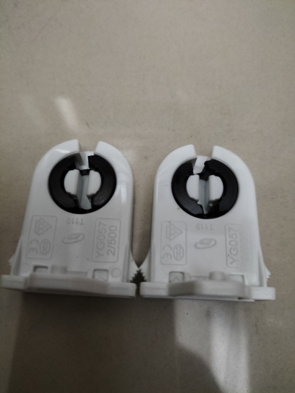 10 pcs 791521-fl-lamp holder support-type, phenol resin 250v 1a 39mm-wide