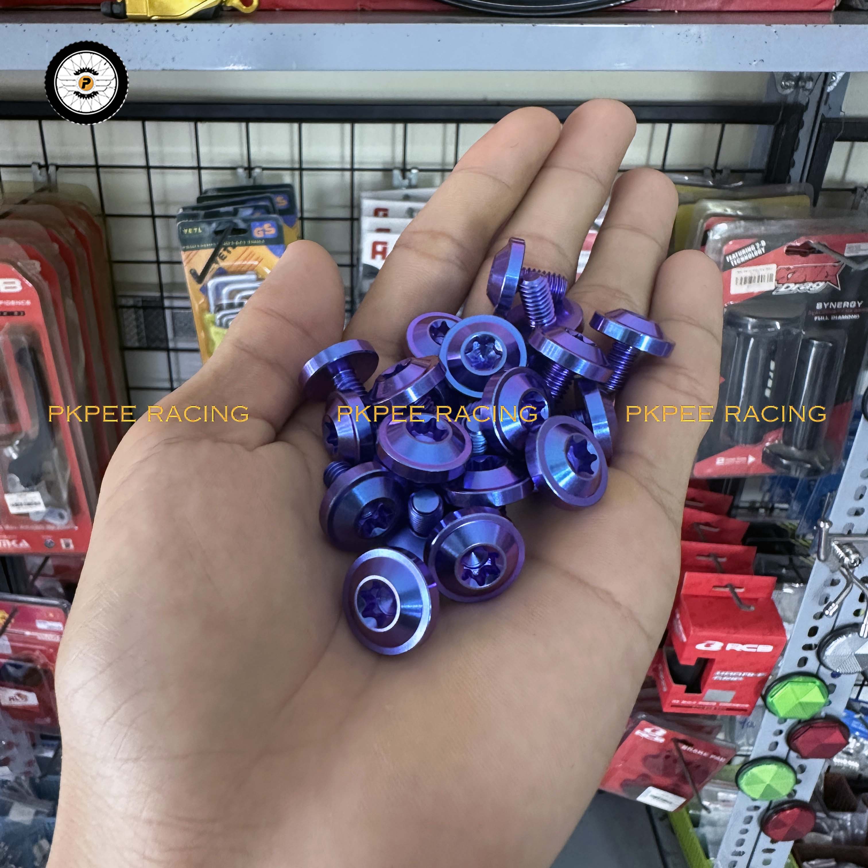 Ốc Titan GR5 6ly Đầu Dù