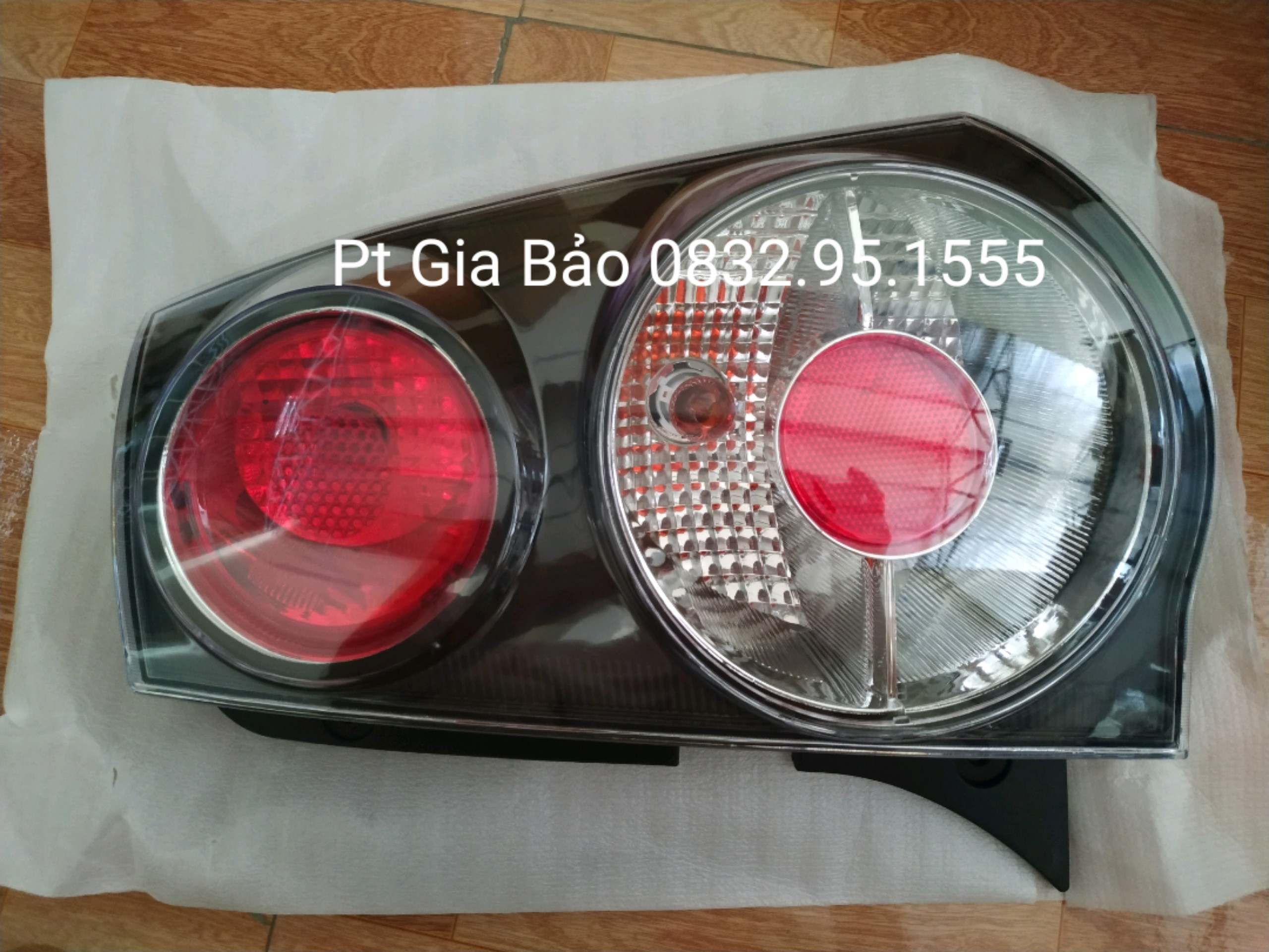 đèn hậu Morning 08 - 11 ( đèn viền đen )