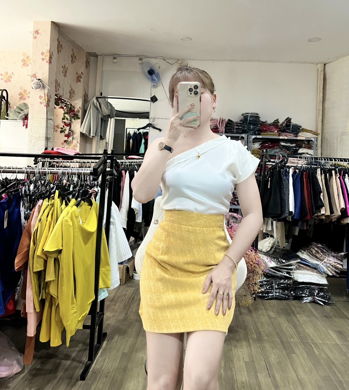 HÌNH THẬT 100% ÁO LỤA LỆCH VAI ĐÍNH NGỌC NHIẾU SIZE