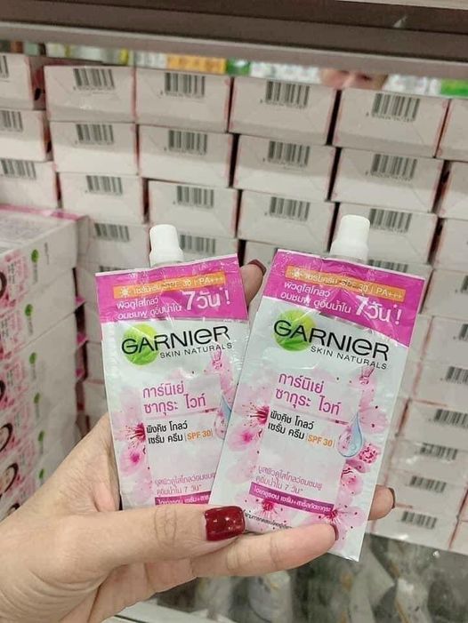 COMBO 6 TUYP HỒNG CHỐNG NẮNG GARNIER