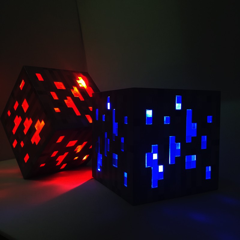 Đèn Đá đỏ và Đèn Kim cương Minecraft phát sáng 3 mức độ