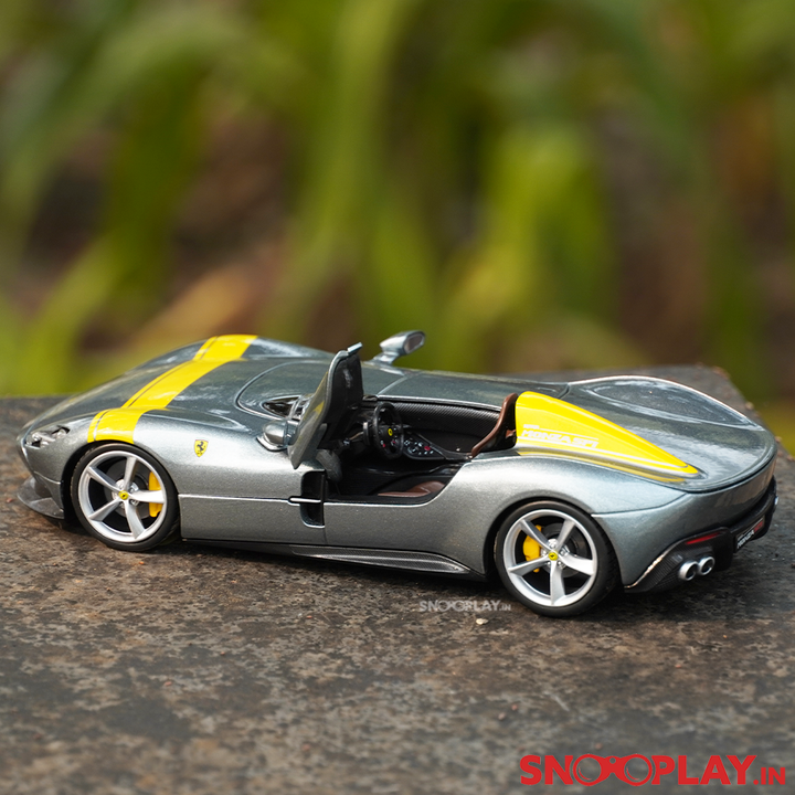Mô hình xe Ferrari Monza SP1 1:24 Bburago