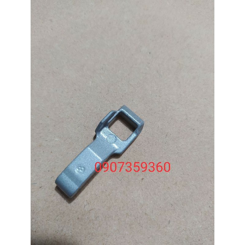 Chốt cửa máy giặt LG Zin