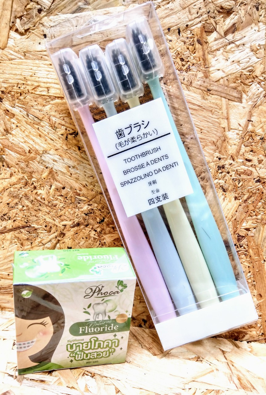 [HCM]combo kem đánh răng phoca + 4 bàn chải lông mềm hàn quốc