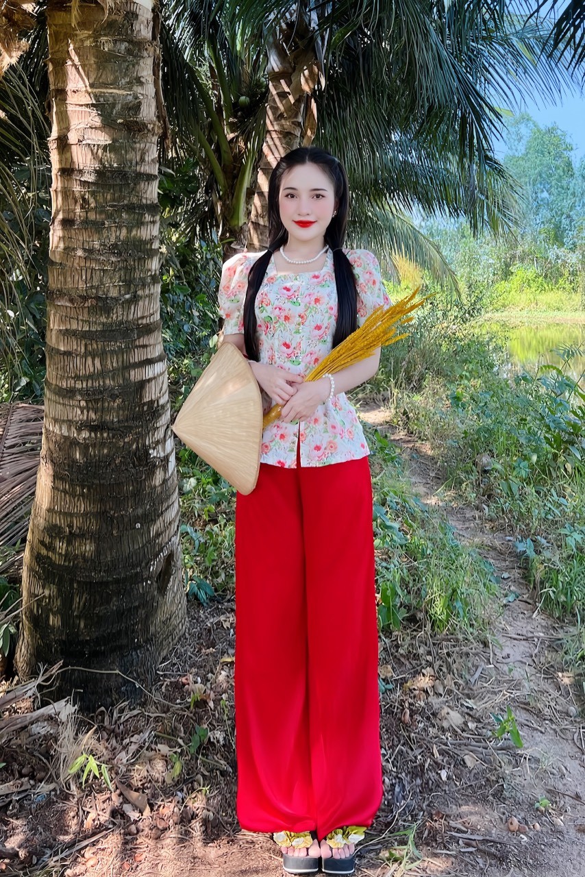 SÉT BỘ BÀ BA CỔ VUÔNG HOA NÚT NGỌC SIÊU XINH
