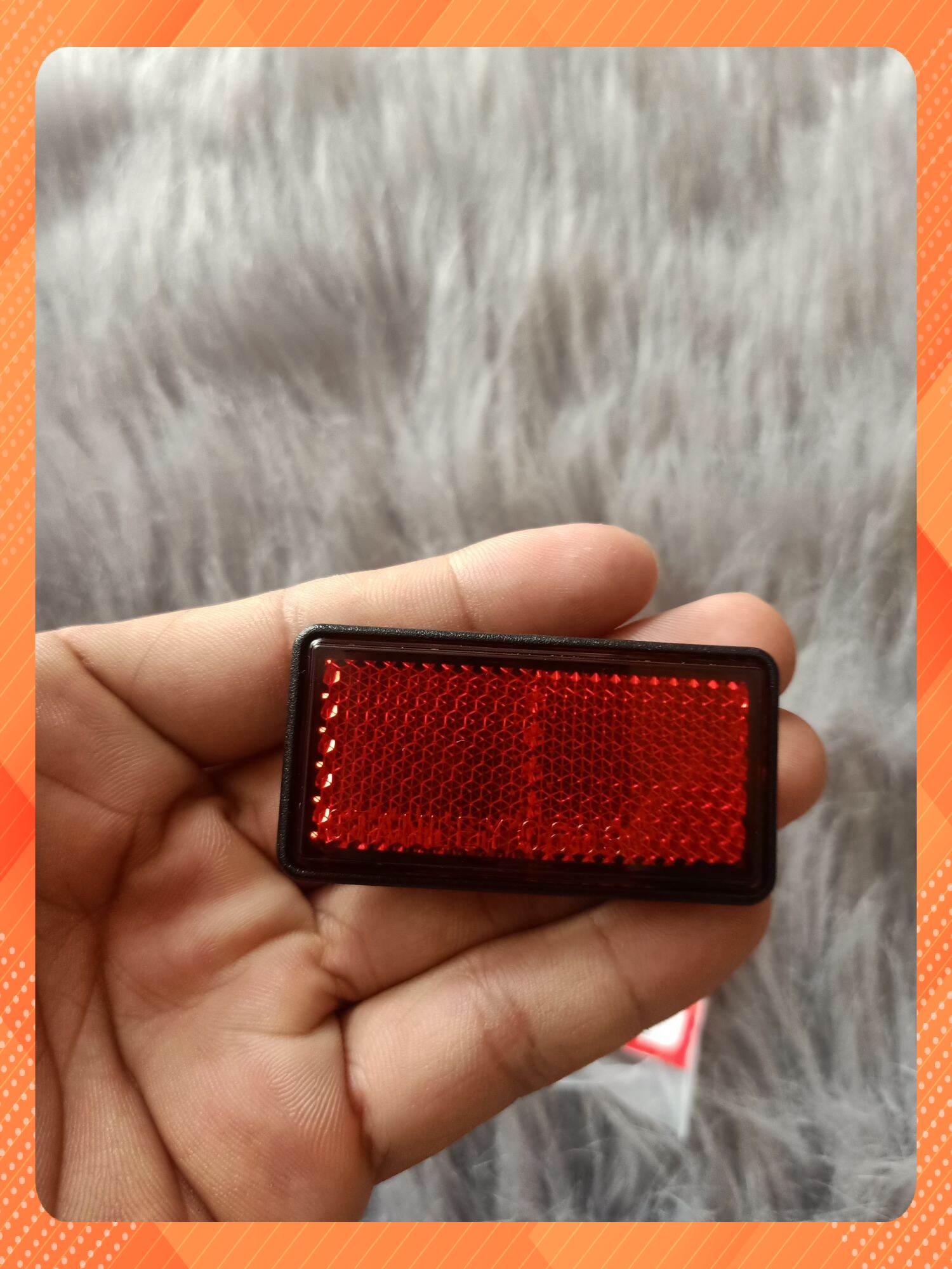 [HCM]miếng phản quang dè sau vario 2015-2017 ab2020