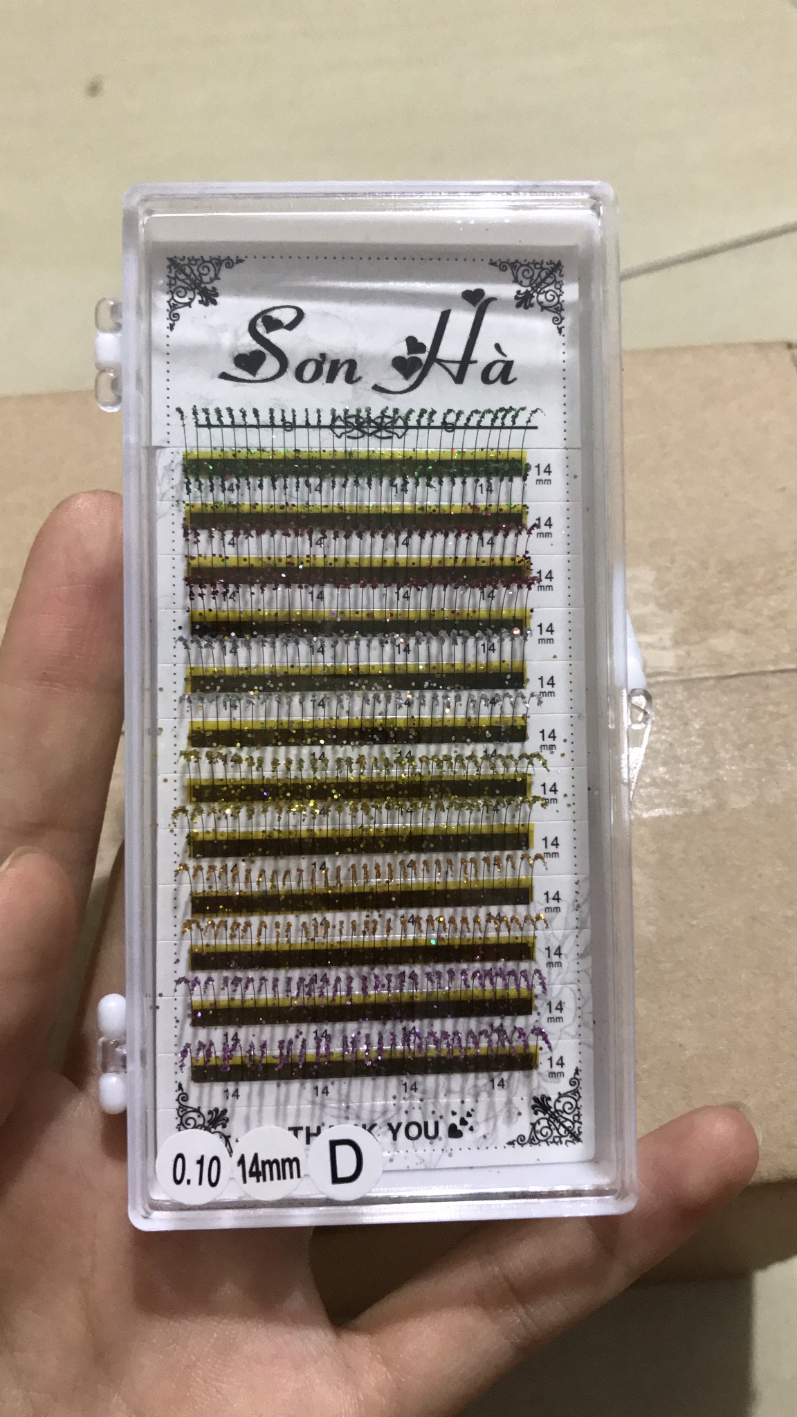 Mi kim tuyến lấp lánh nhiều màu