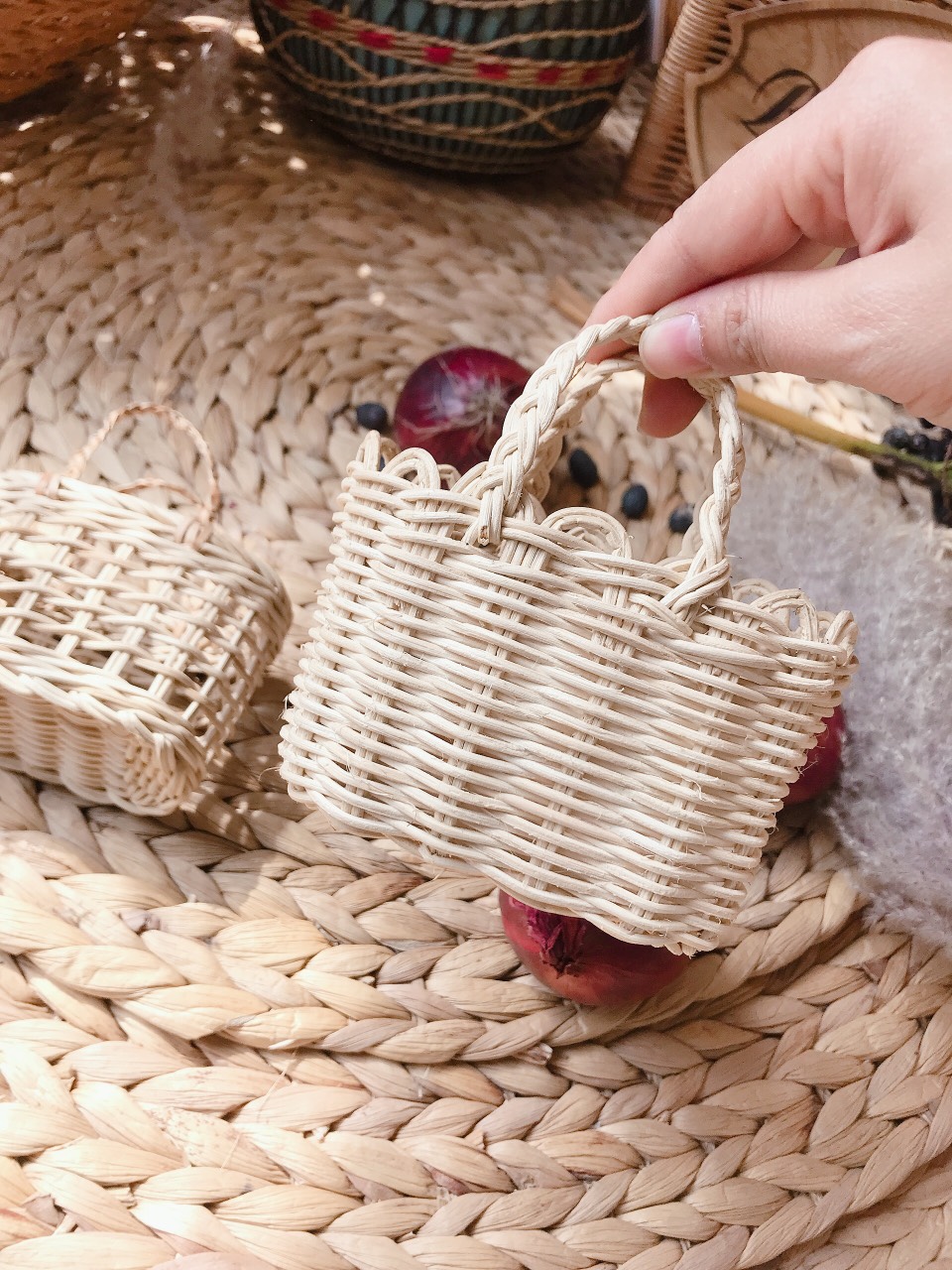 Giỏ Mây Siêu Xinh XắnPhong cách vintage boho mini siêu nhỏ dùng để trang trí Phòng bé