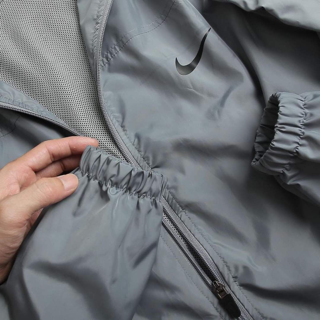 Áo khoác dù nón rời Nike 2020