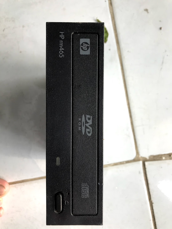 Ổ đĩa DVD dành cho máy case PC đọc