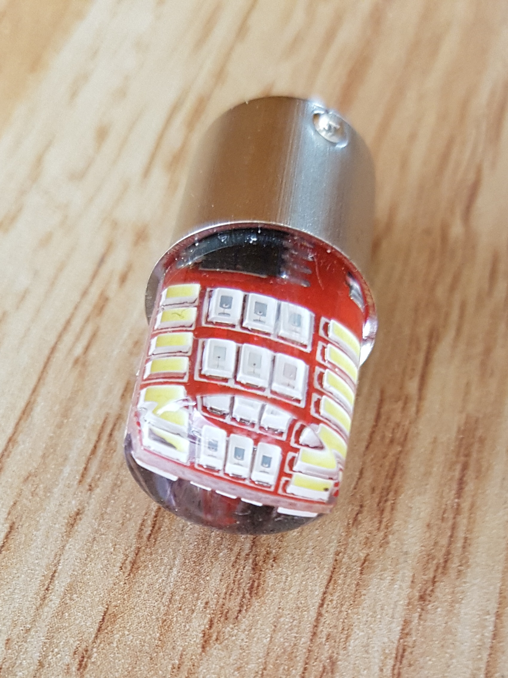 Bóng đèn phanh 42 led sáng trắng chớp đỏ mới