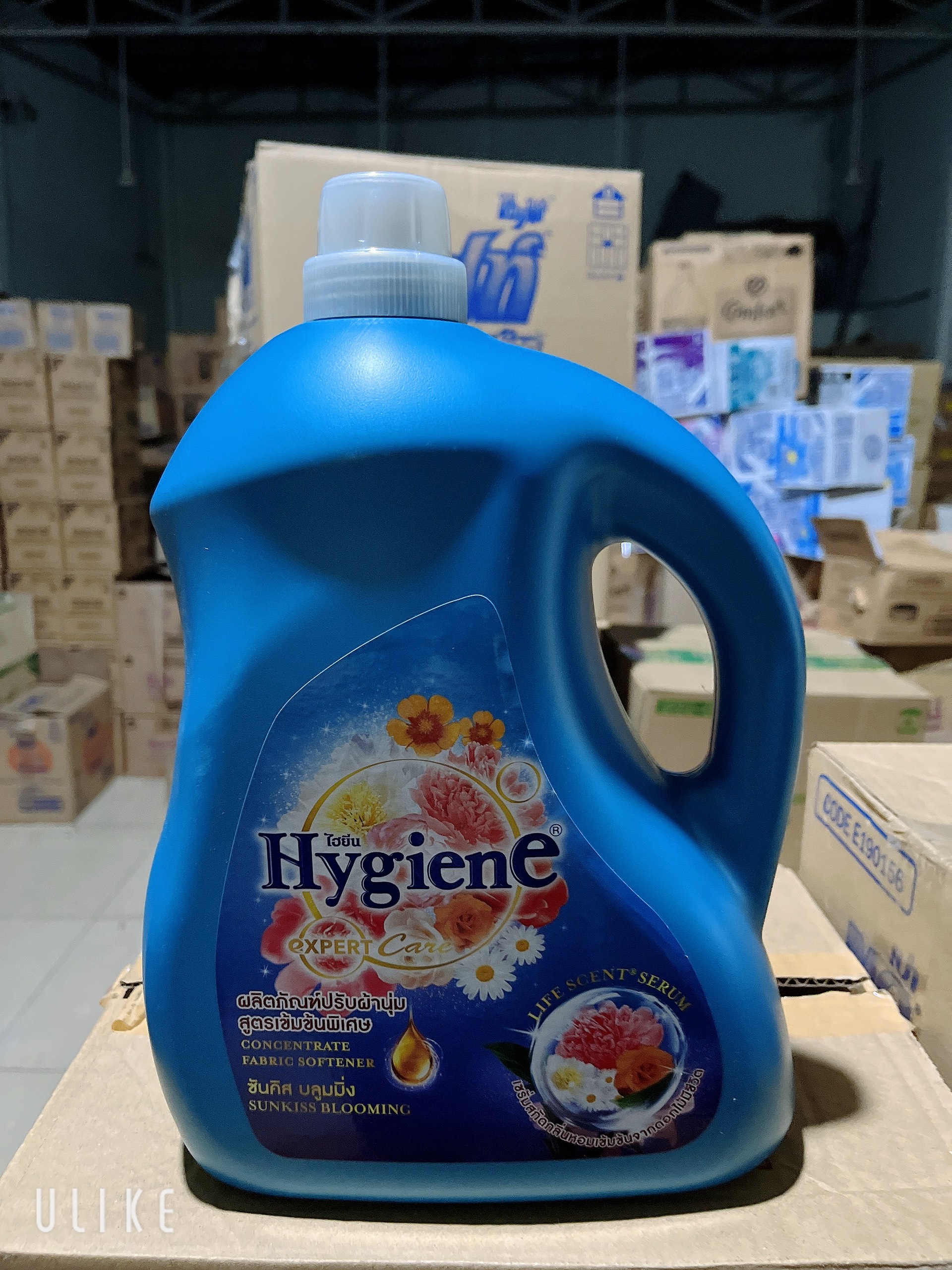 Nước xả vải đậm đặc hygiene can 3500ml- nội địa thái lan