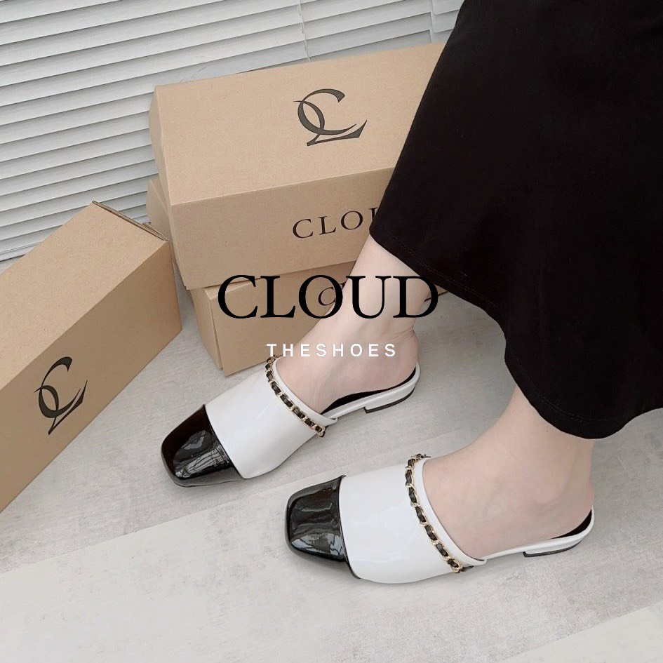 Giày bệt bít mũi quai xích