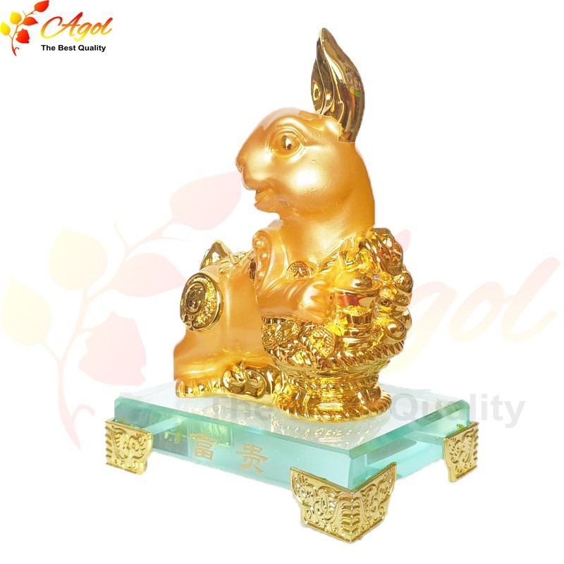 TƯỢNG CHÚ THỎ VÀNG ĐẾ THỦY TINH