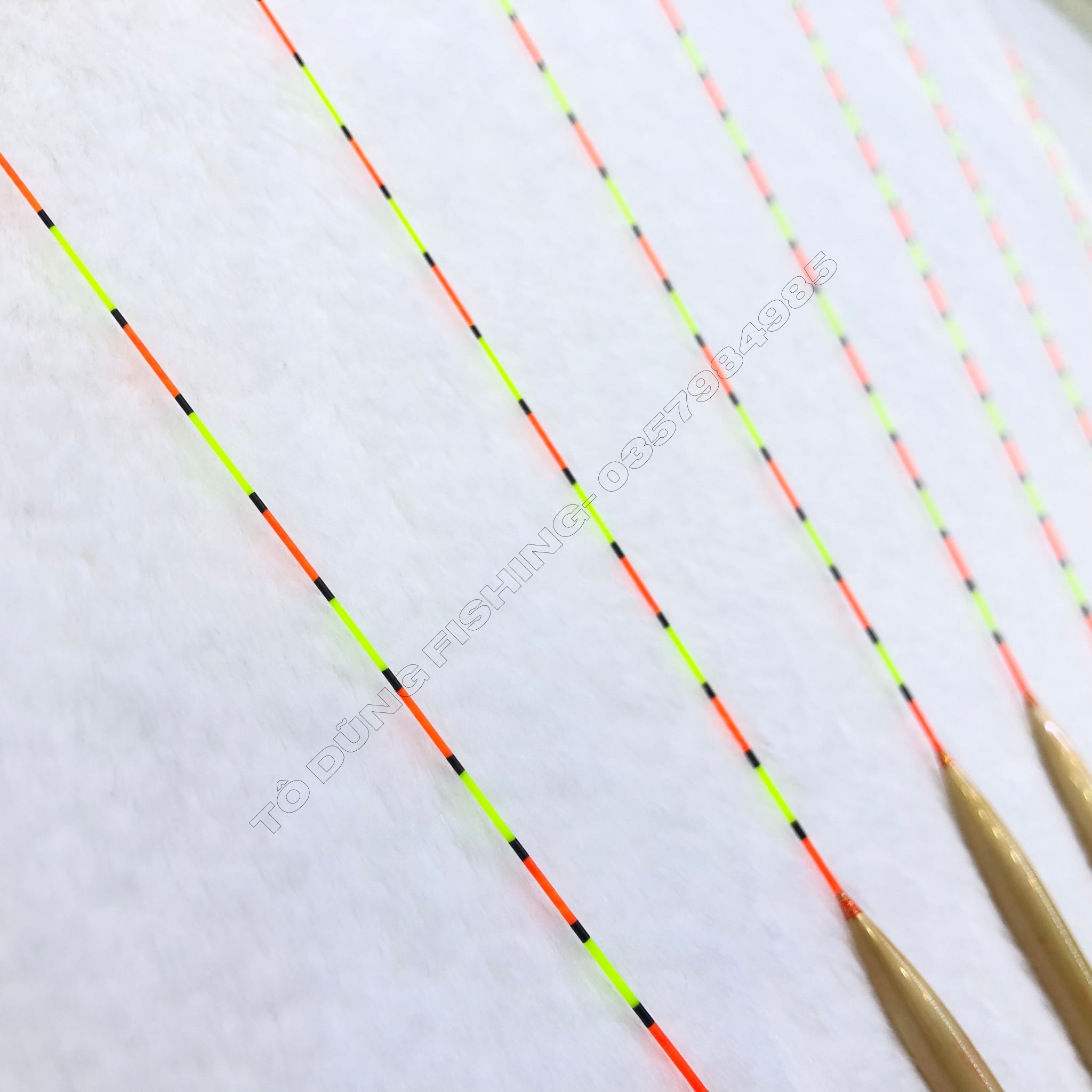 Float delphinium grass checkered A20