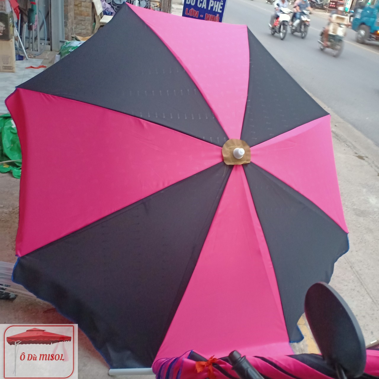 VỎ ÁO DÙ THAY THẾ CHO ÁO DÙ CŨ ( ĐÂY LÀ TẤM ÁO DÙ THAY THẾ CHO ÁO CŨ , RÁCH )