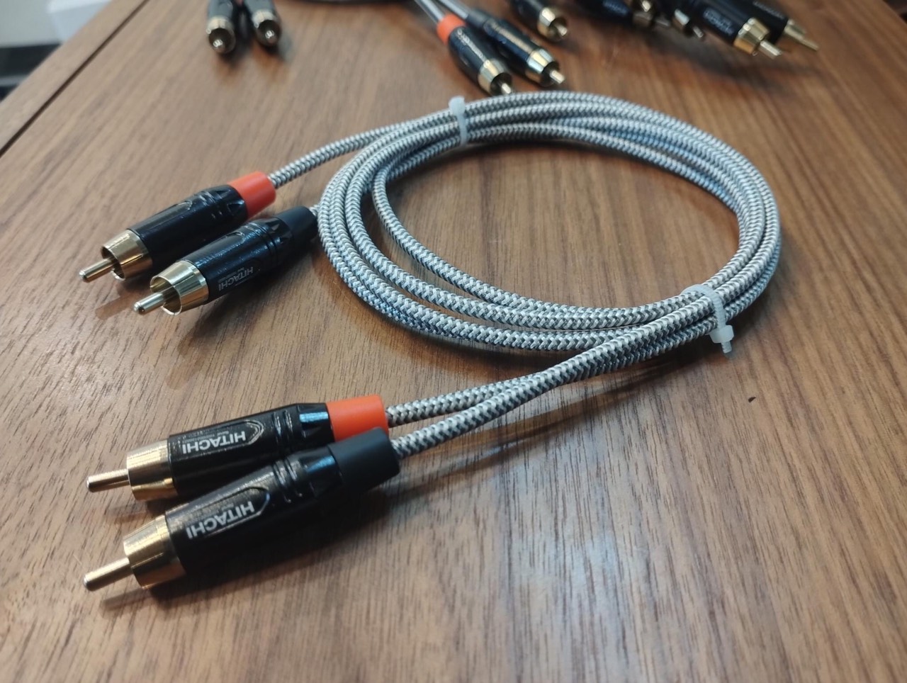 Cặp dây av hitachi nhật chuyên dùng phòng thu mg audio