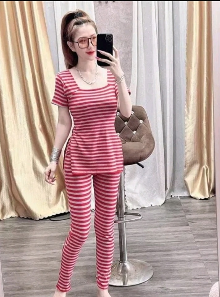 Đồ Bộ Chất Liệu Thun Gân Tăm/ Có Giãn .