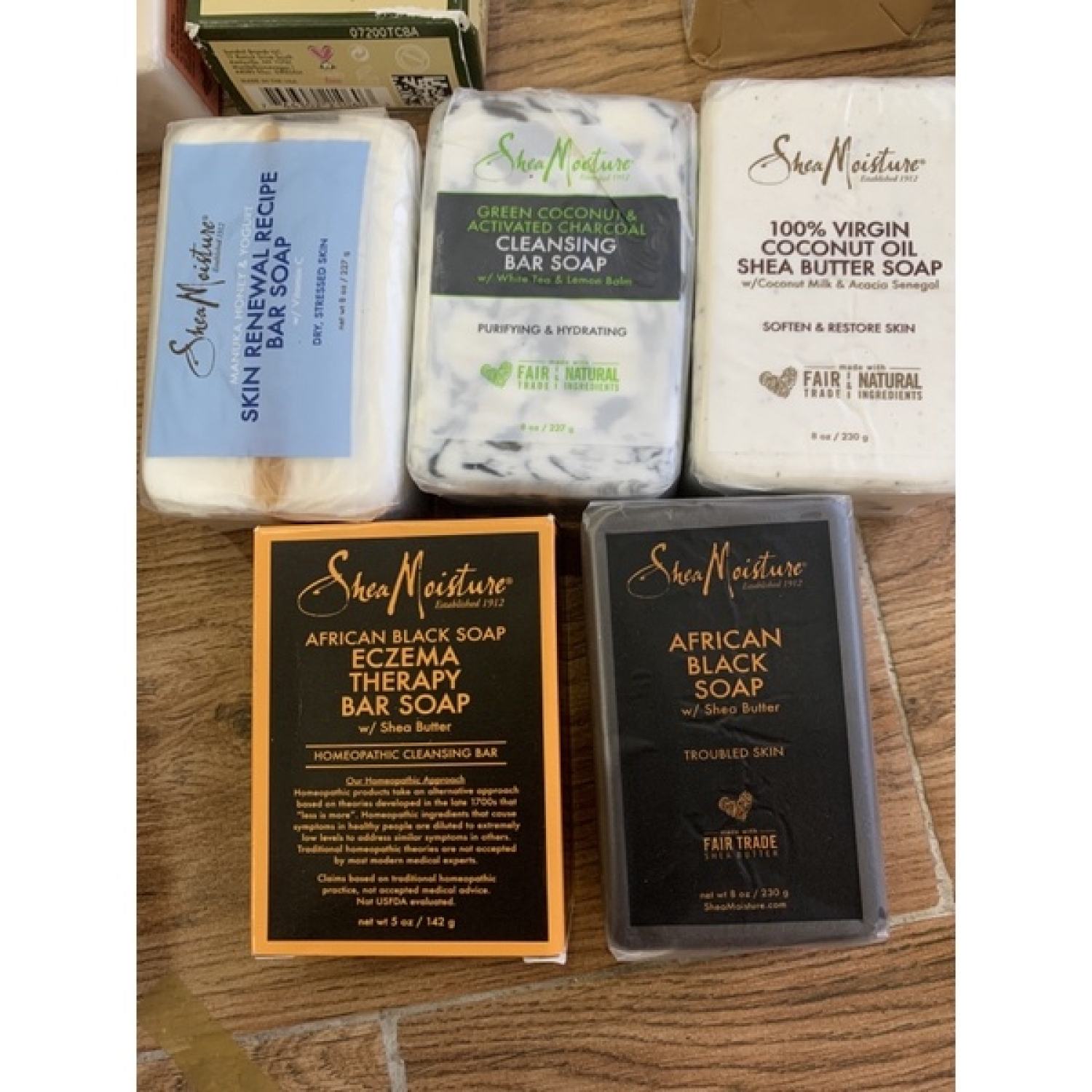 Các bánh xà bông shea moisture
