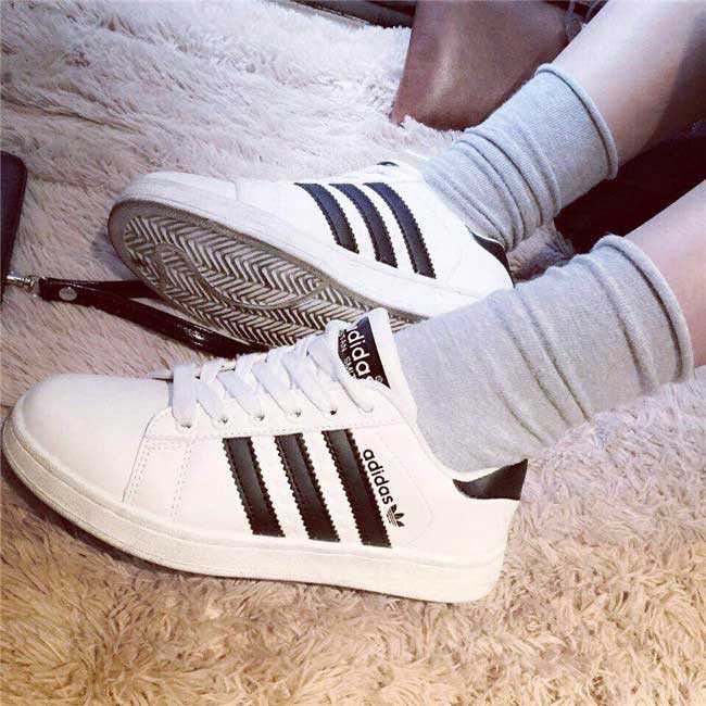 Giày Adidas Classic 3 sọc - Đen - Nam Nữ