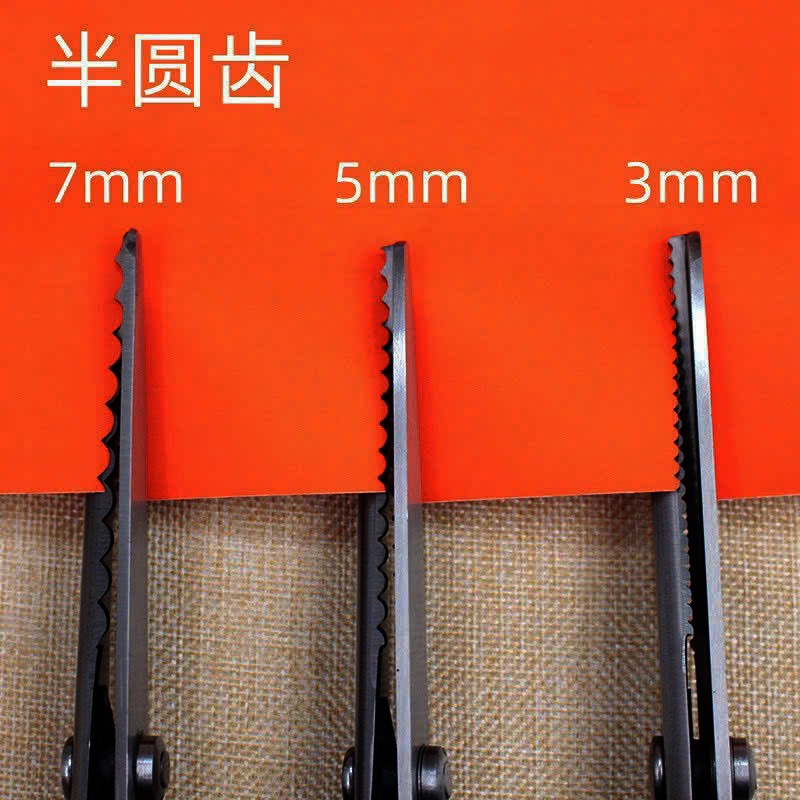 Kéo cắt viền răng cưa