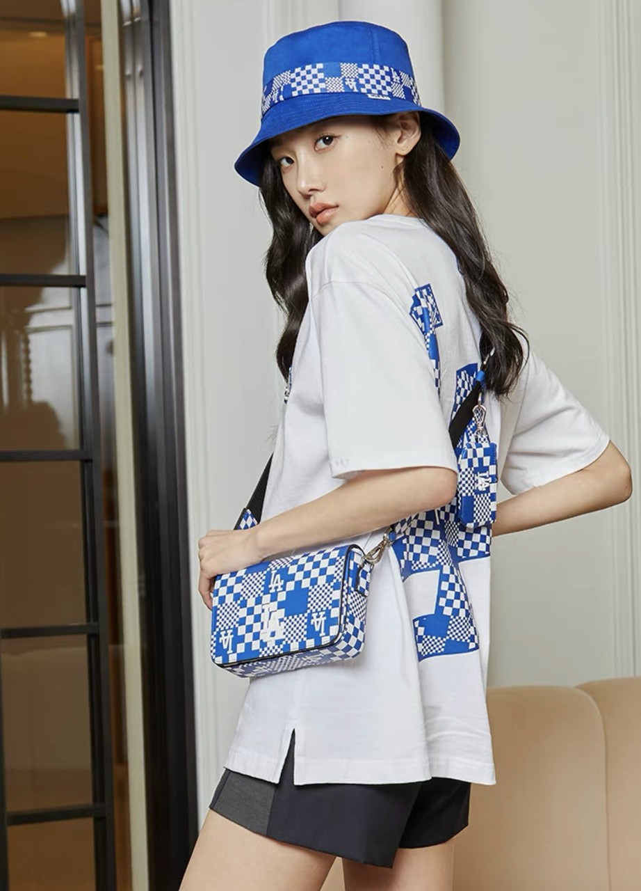 Túi đeo chéo nữ MLB (Hàng auth tuồn)  size 20cm ĐỦ MÀU