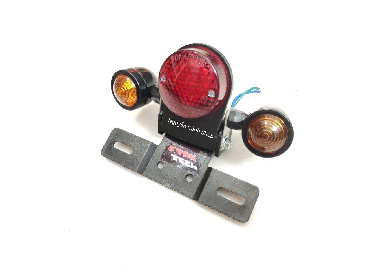 Đèn hậu xe 67 led tròn lòi nhỏ
