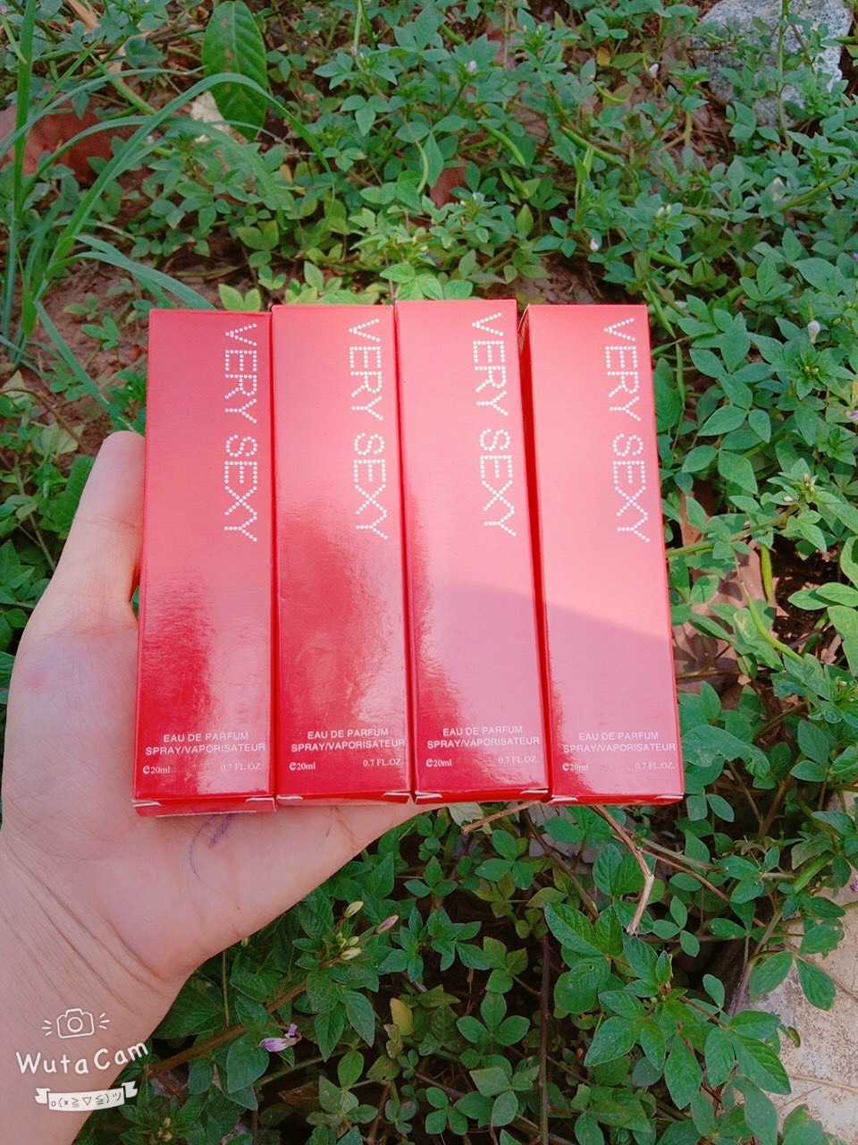 Nước hoa chiếc, nước hoa 4D giá siêu rẻ, 20ml