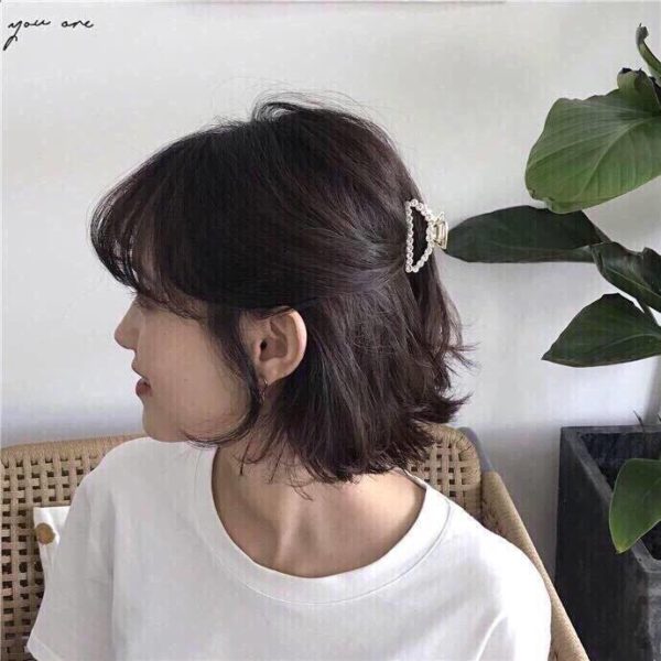 Kẹp tóc đính hạt kiểu cho bạn gái
