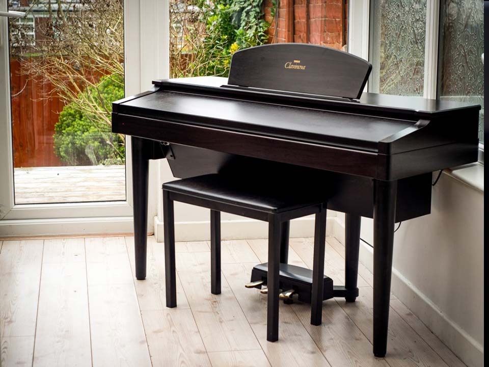 Piano Yamaha CVP 96