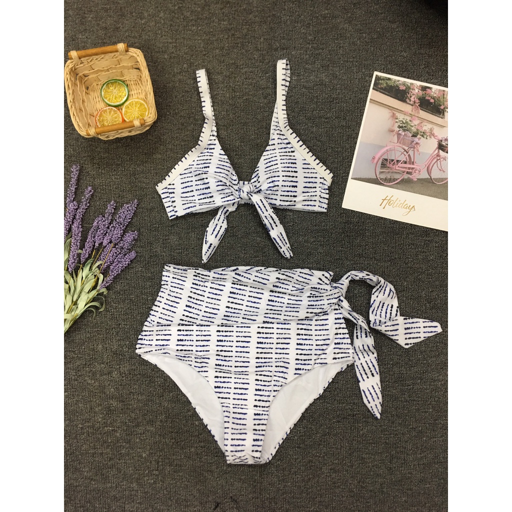 Bikini cột nơ tím sexy