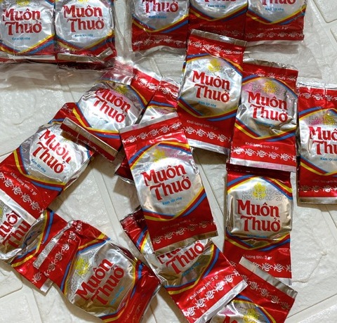 LỐC 12 HỘP KEM DƯỠNG DA MUÔN THUỞ