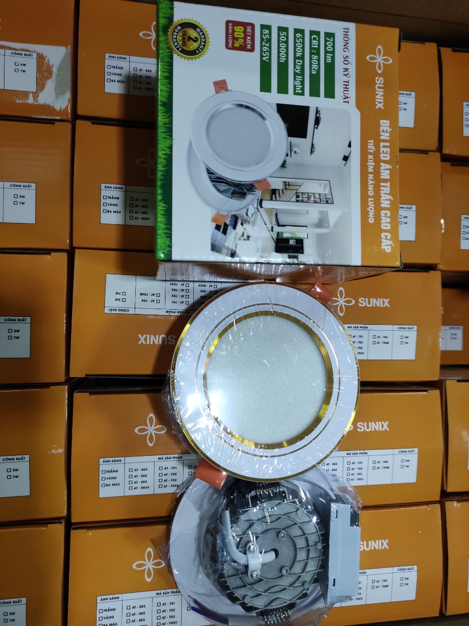 Đèn âm trần 7w 3 chế độ bảo hành 2 năm