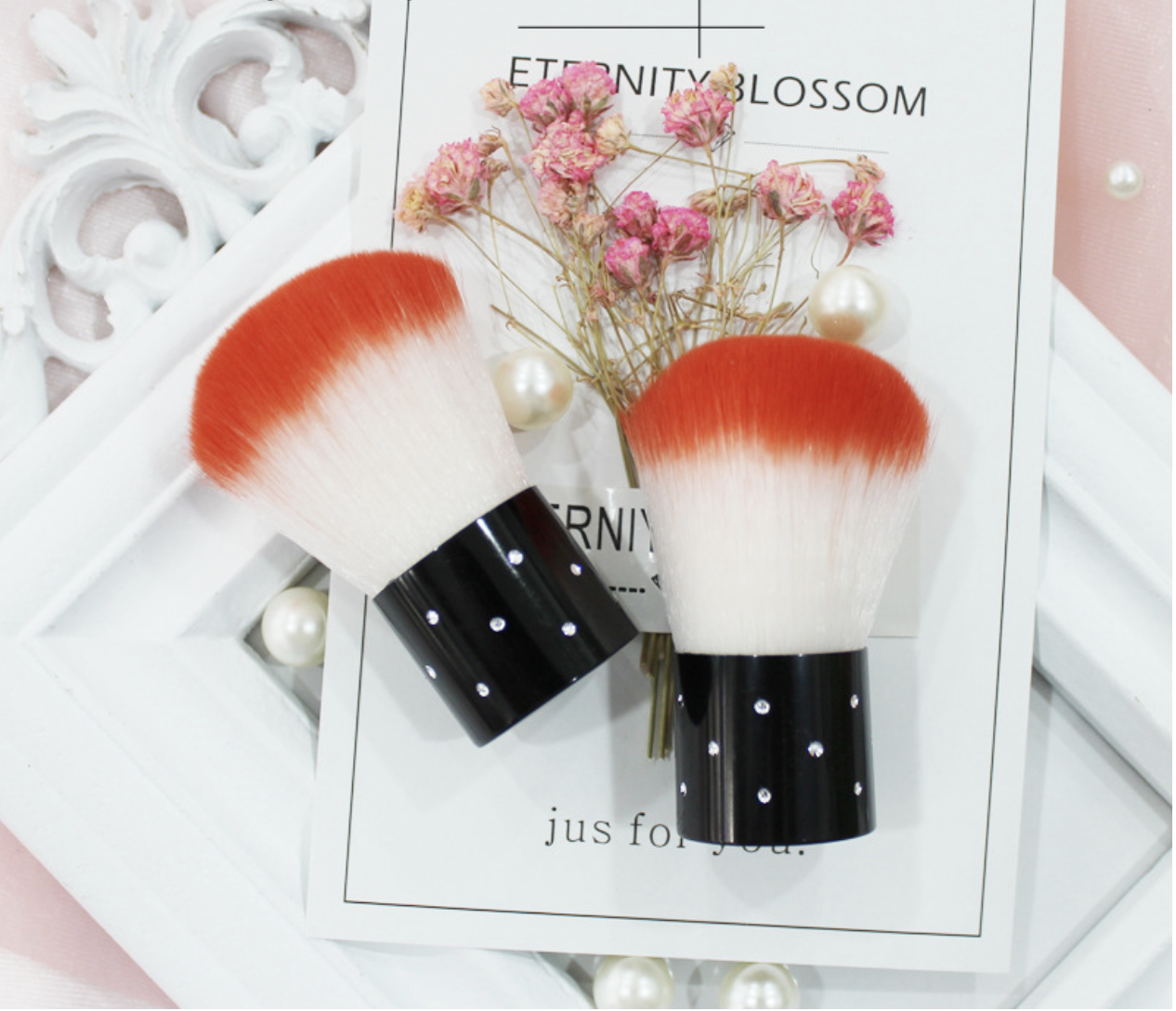 Cọ Phủi Bụi Nail Chuyên Dung Cán Ngắn - Dùng Để Làm Sạch Bụi Nail