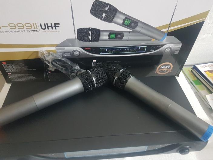 MICRO KHÔNG DÂY BOSS 999II
