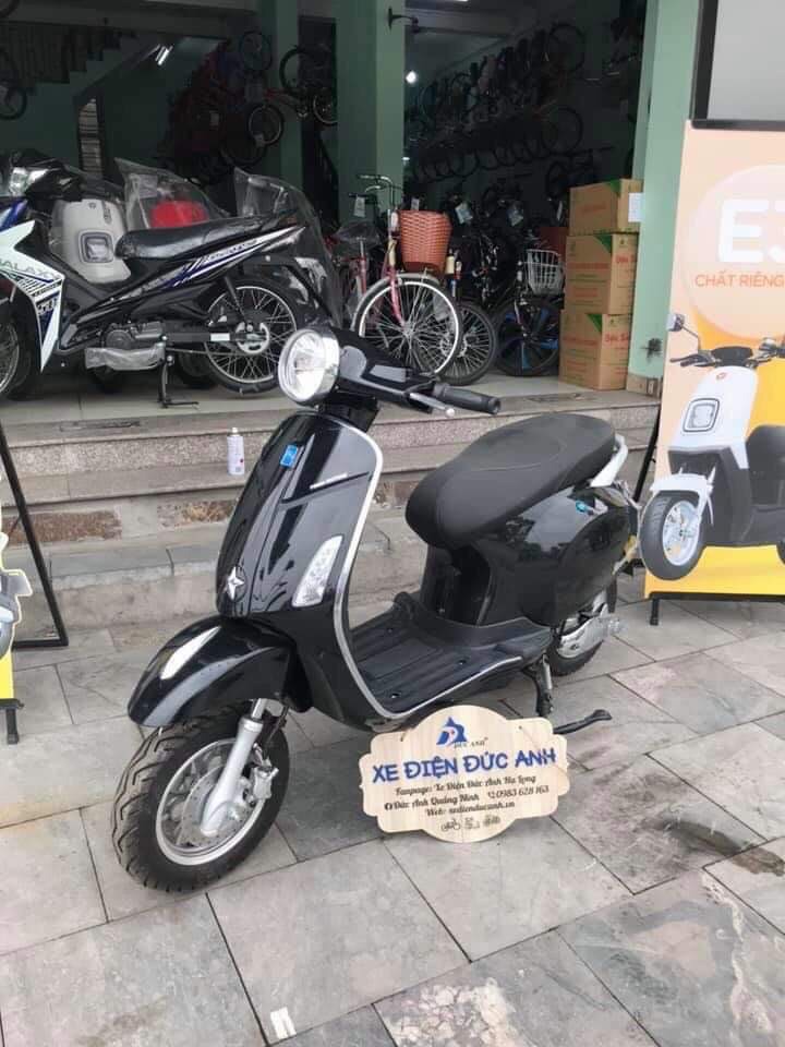 Xe máy điện Vespa