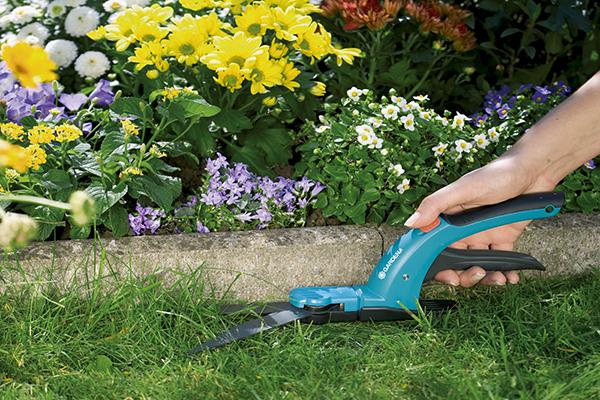 Kéo cắt cỏ cầm tay Gardena 08733-20