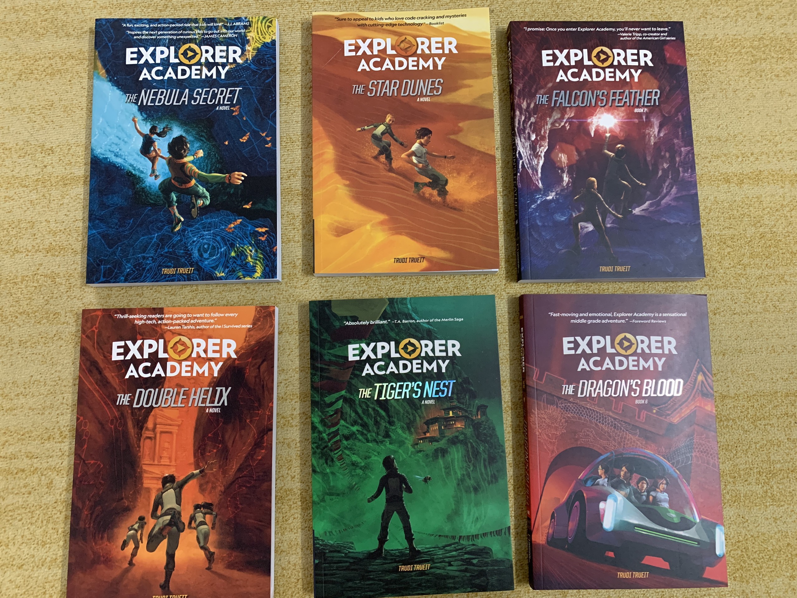 Explorer Academy (National Geographic) 6 cuốn