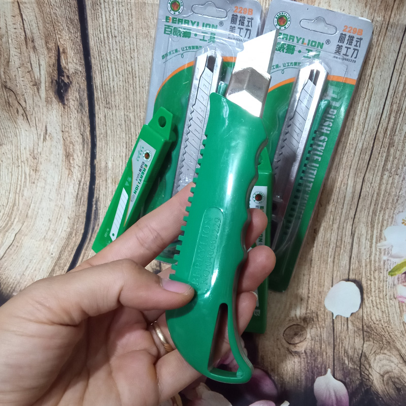 Combo Dao Rọc Giấy Berrylion 229B + Lưỡi Dao