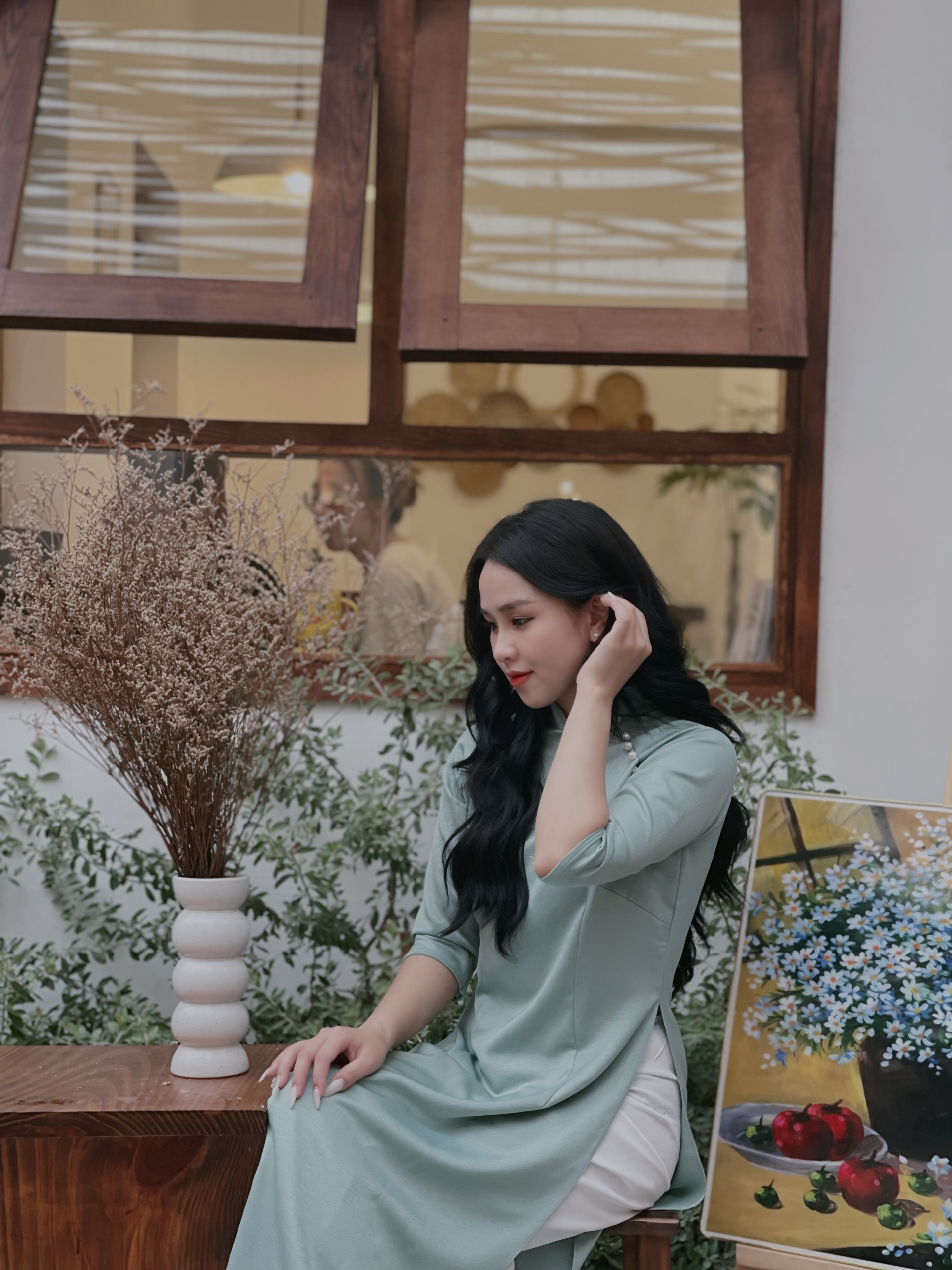 áo dài cách tân màu vàng xinh xắn chất lụa mềm mịn