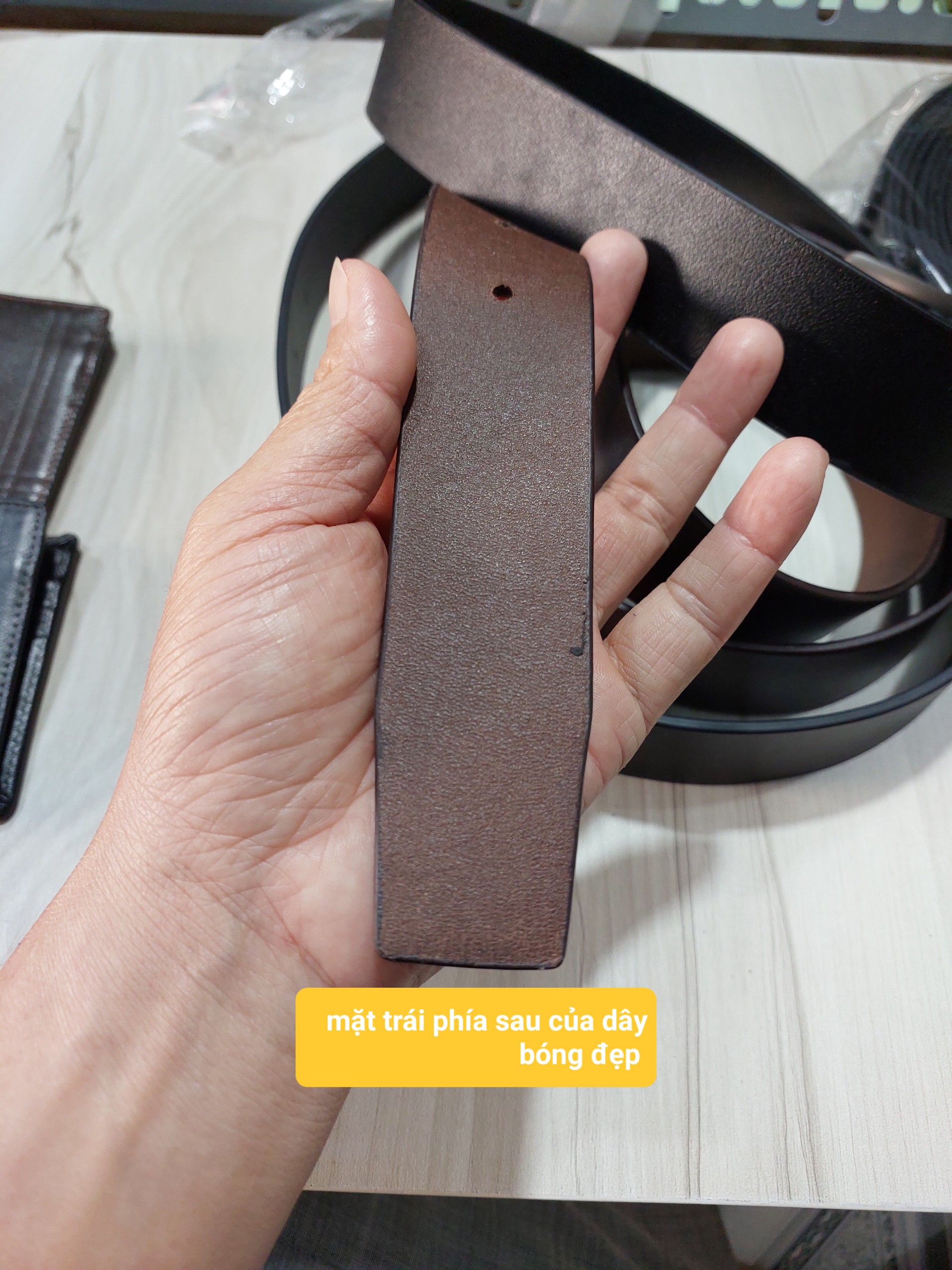 DÂY NỊT DA BÒ NGUYÊN TẤM