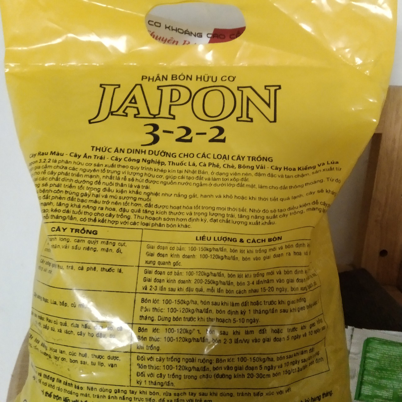 JAPON 3-2-2 gói 1kg - Phân hữu cơ Nhật