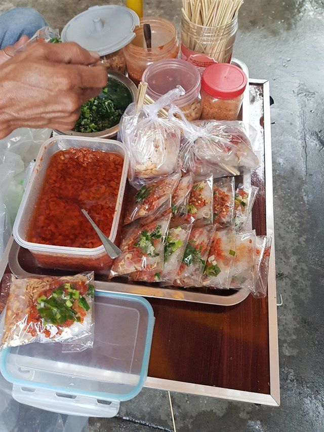 1bịch bánh tráng trộn ngon độc lạ
