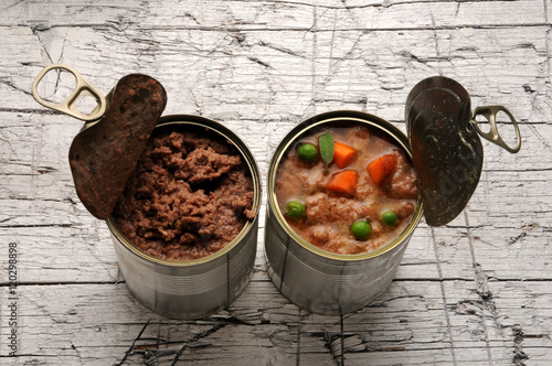 Pate Whiskas cho mèo lớn đủ vị dạng lon 400gr