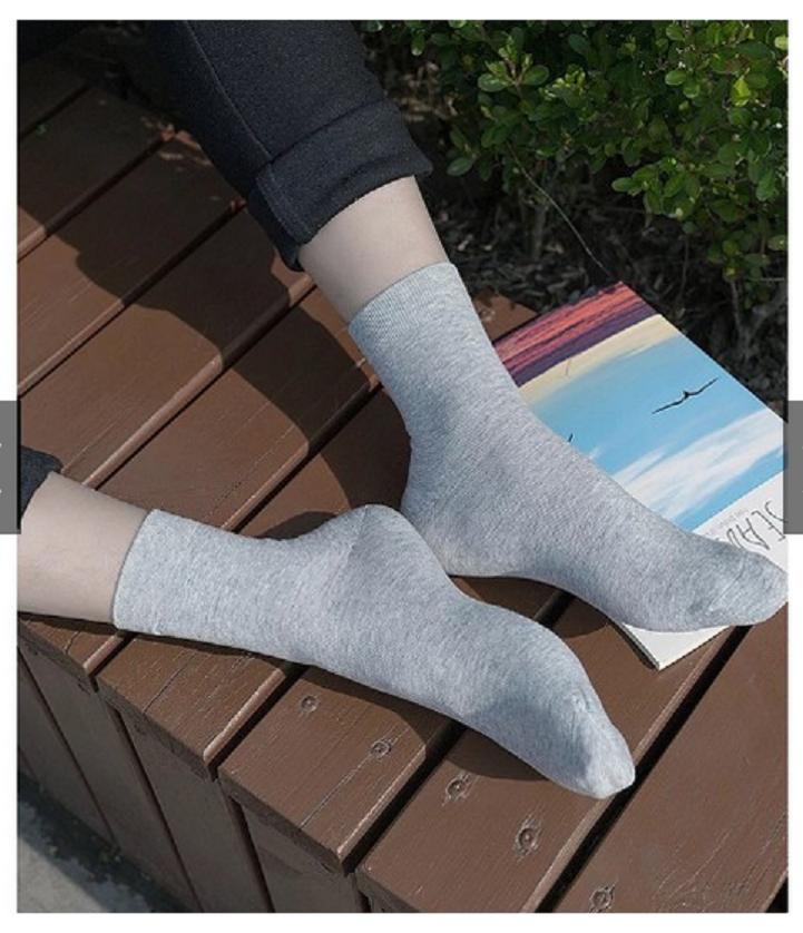 Vớ (tất) trơn cao cổ Phụ Kiện 68