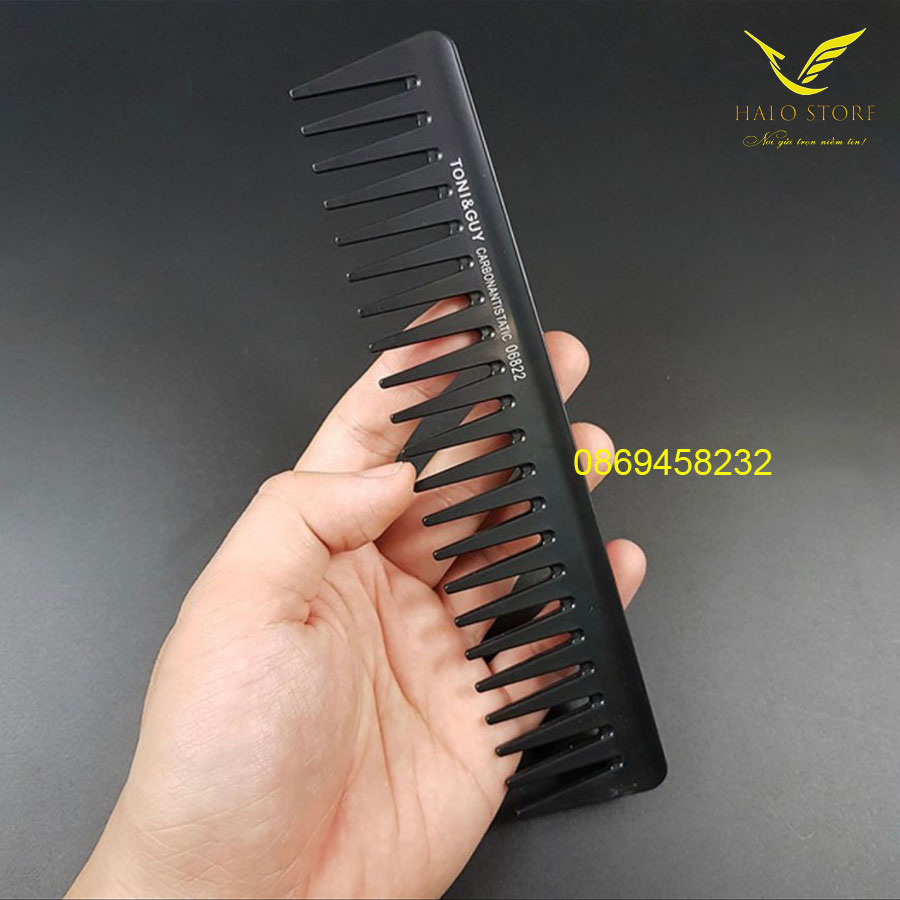 Lược Vuốt Tóc Toni&Guy Carbon LCT-06822