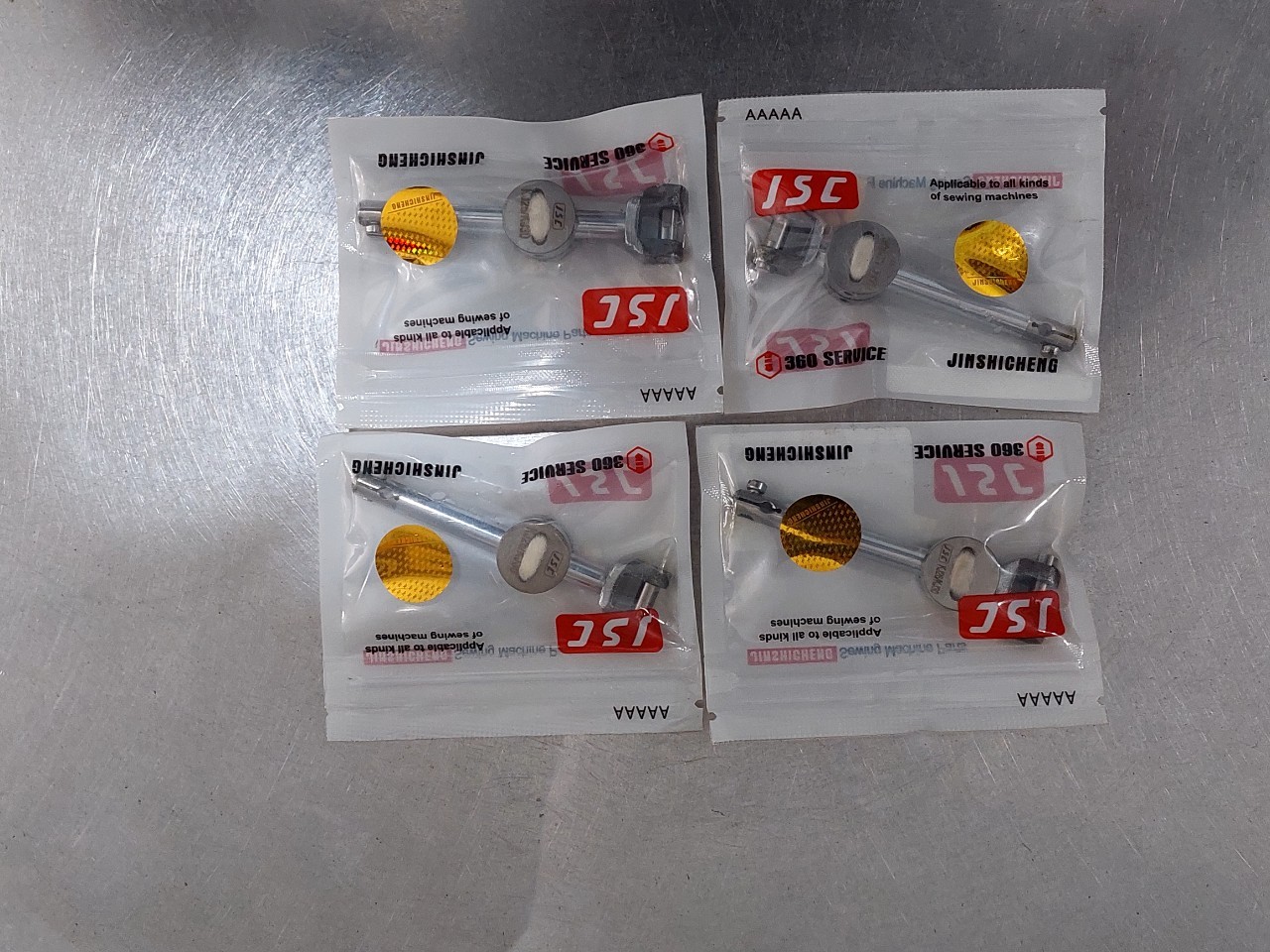 cùi móc trên vắt sổ siruba 747